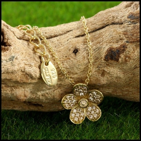 Daisy Necklace Solid 925 SS Gold Plated - Picture 2 of 13